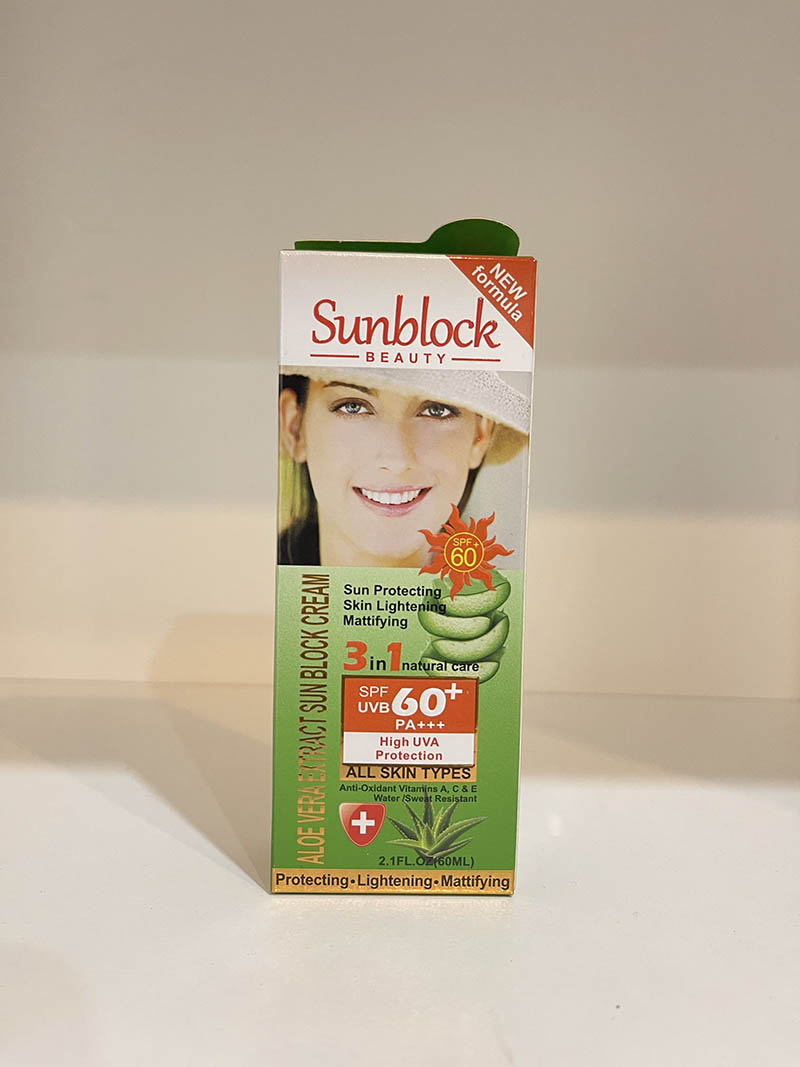 کرم ضد افتاب وکالی با عصاره الوئه ورا spf 60 حجم 60 میل
