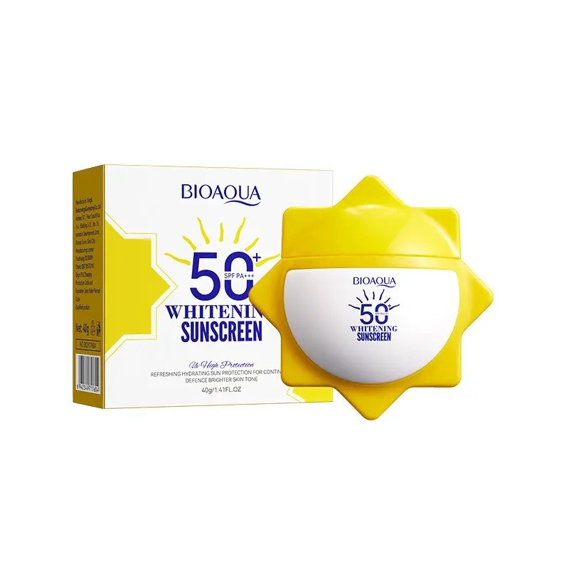 کرم ضد آفتاب بی رنگ سفید کننده بیواکوا SPF50 محافظی قوی برای پوست